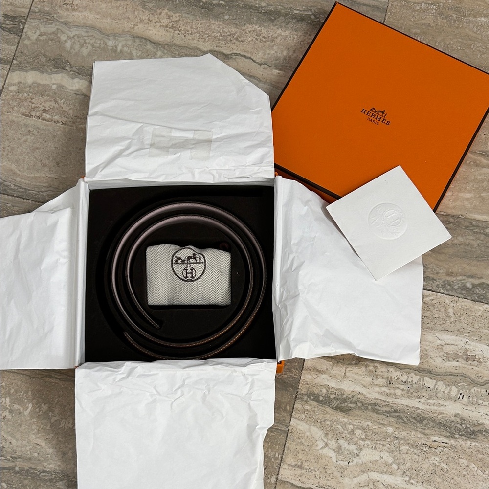 Authentic Hermes reversible tan gold/Pale Pink 24MM Belt Kit with original box - Picture 7 of 10